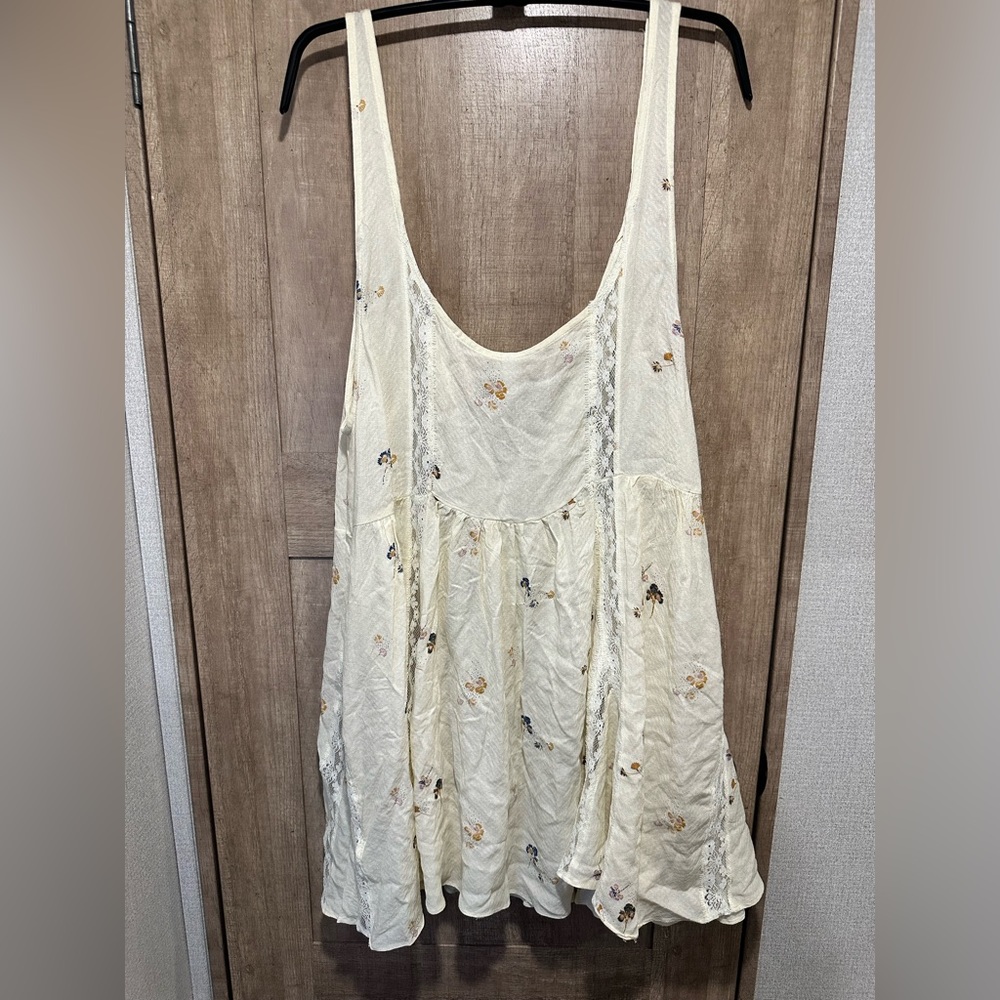 NWT Free People Give A Little Mini Slip Dress With Lace Inserts in Ditsy Print - Picture 5 of 6